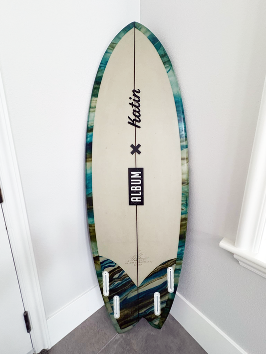 5'4" Bom Dia (レギュラースタンス)「Victor Bernardo」使用ボード