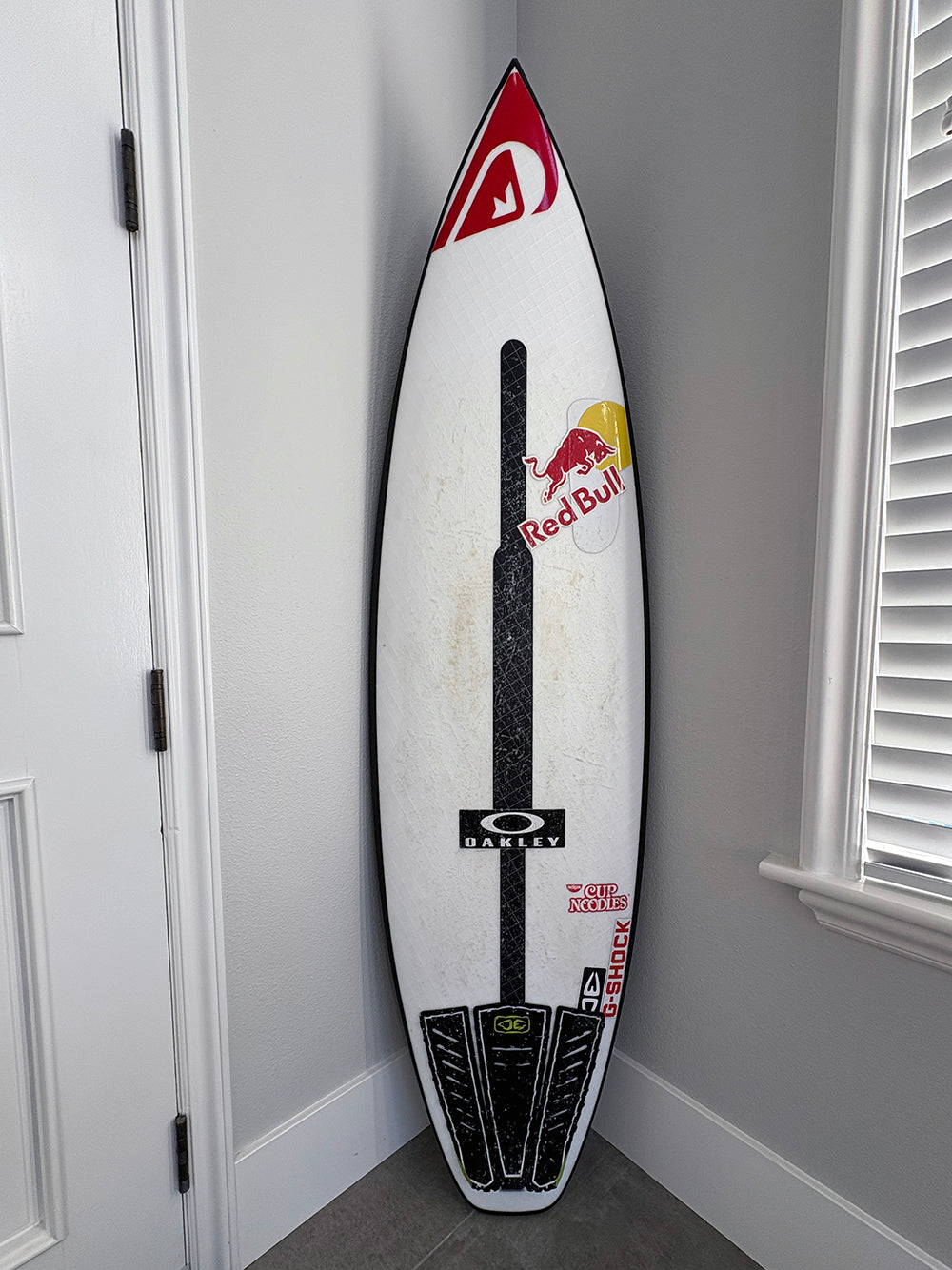 五十嵐カノア使用ボード・JS / MONSTER10 / BOTTOM CARBON / 6'0