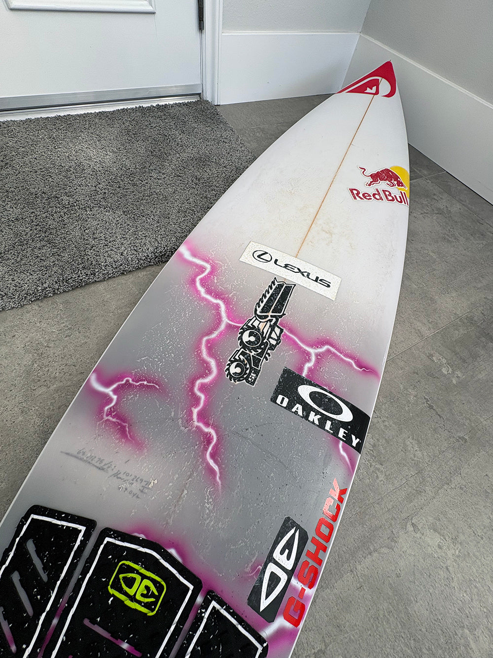 新品格安カノア五十嵐でお馴染みクイックシルバーソフトボード8’0白ラスト1 新品格安カノア五十嵐でお馴染みクイックシルバーソフトボード8