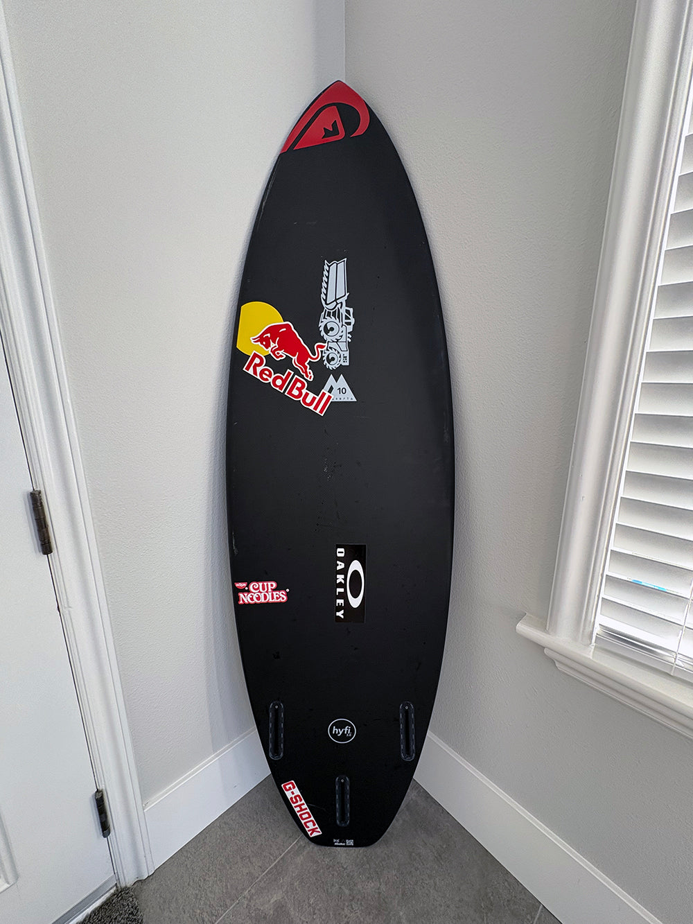 五十嵐カノア使用ボード・JS / MONSTER10 / BOTTOM CARBON / 6’0