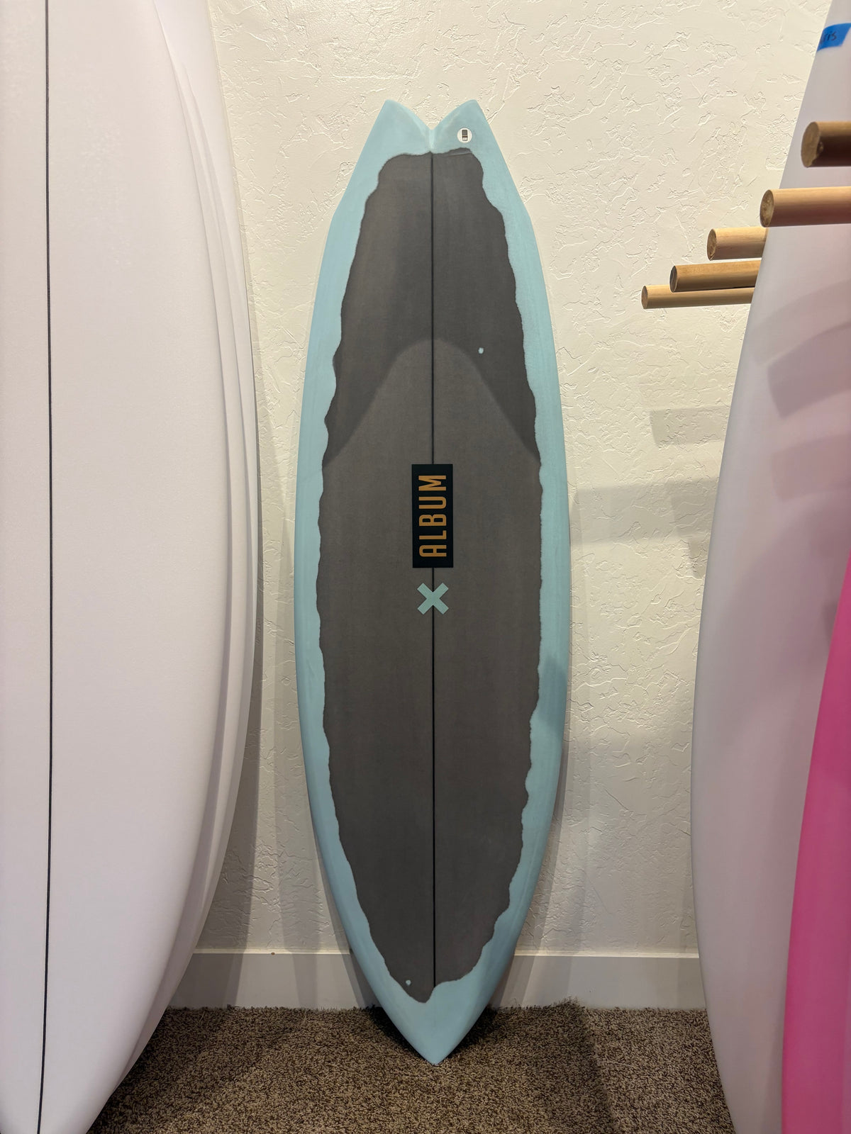 5'4" Twinsman
