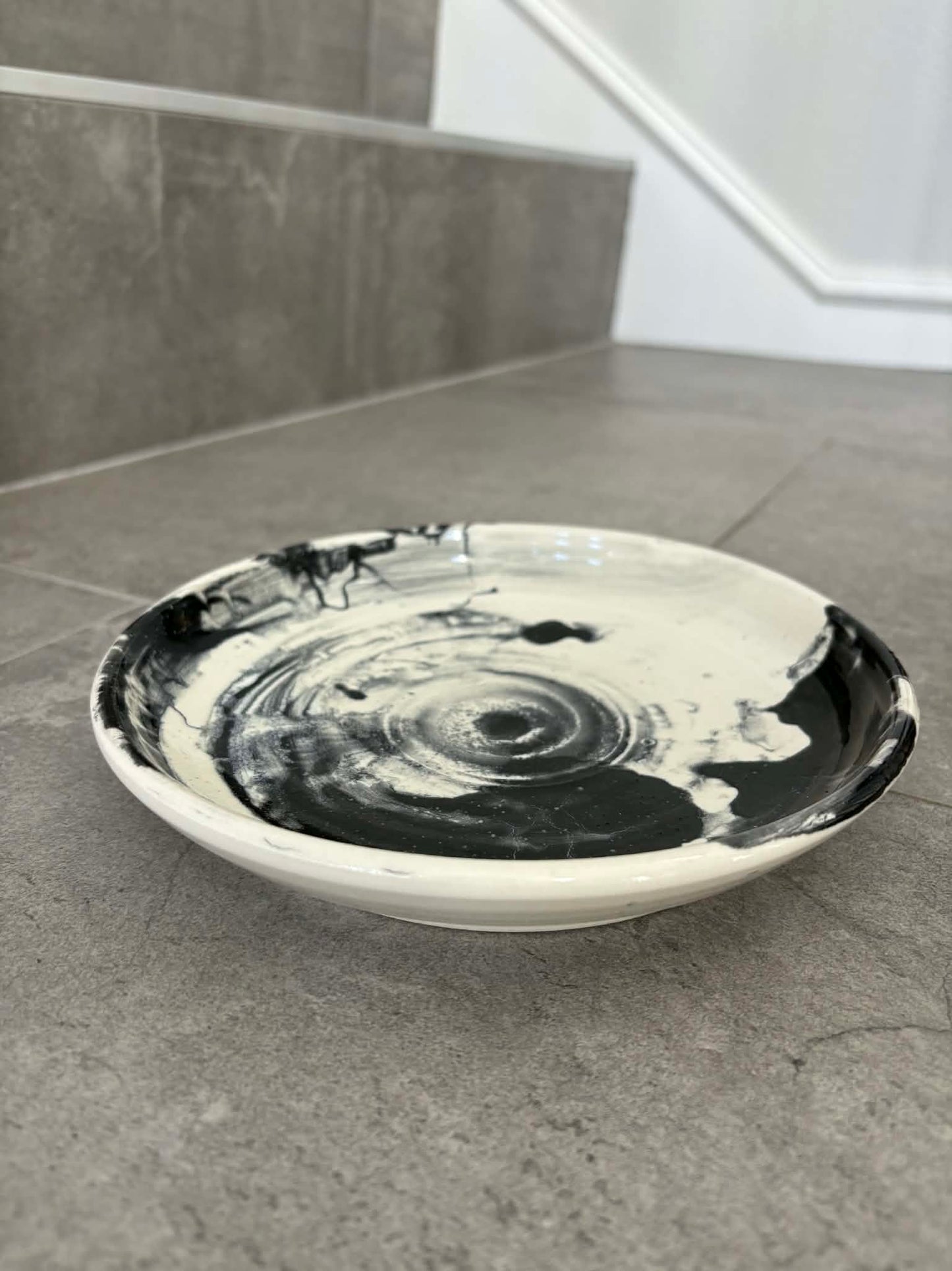 PLATE / L